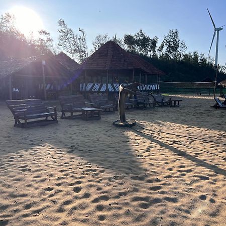 Omeesha Beach Hotel Kalpitiya Exterior foto