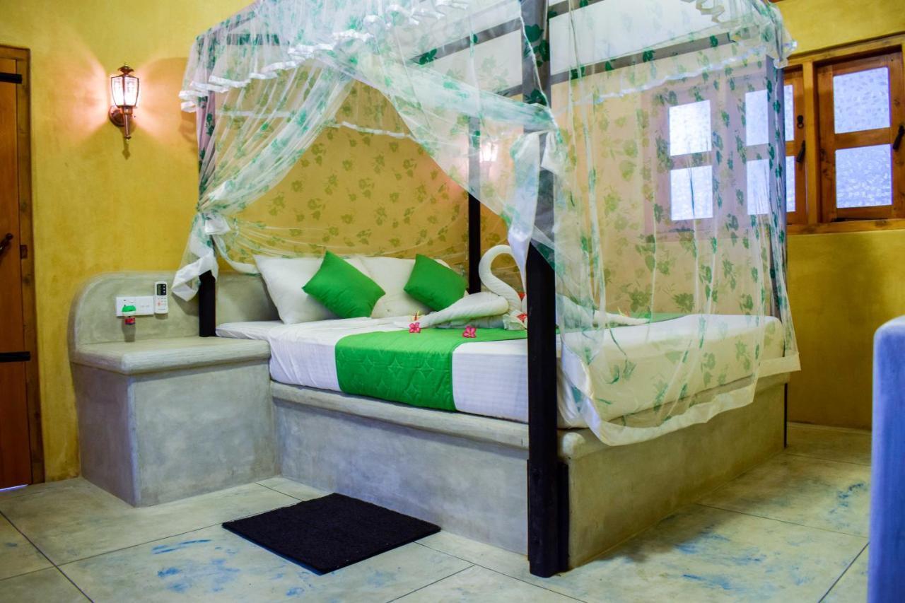 Omeesha Beach Hotel Kalpitiya Exterior foto