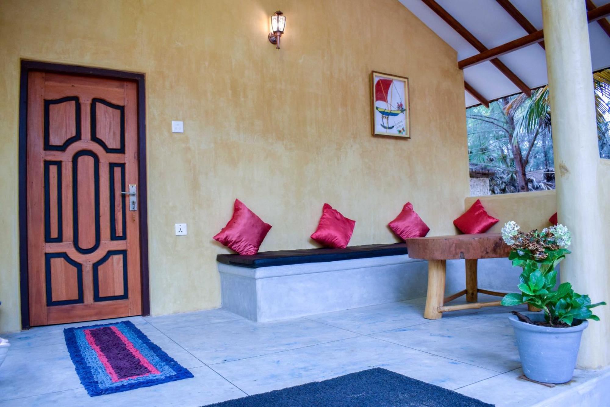 Omeesha Beach Hotel Kalpitiya Exterior foto