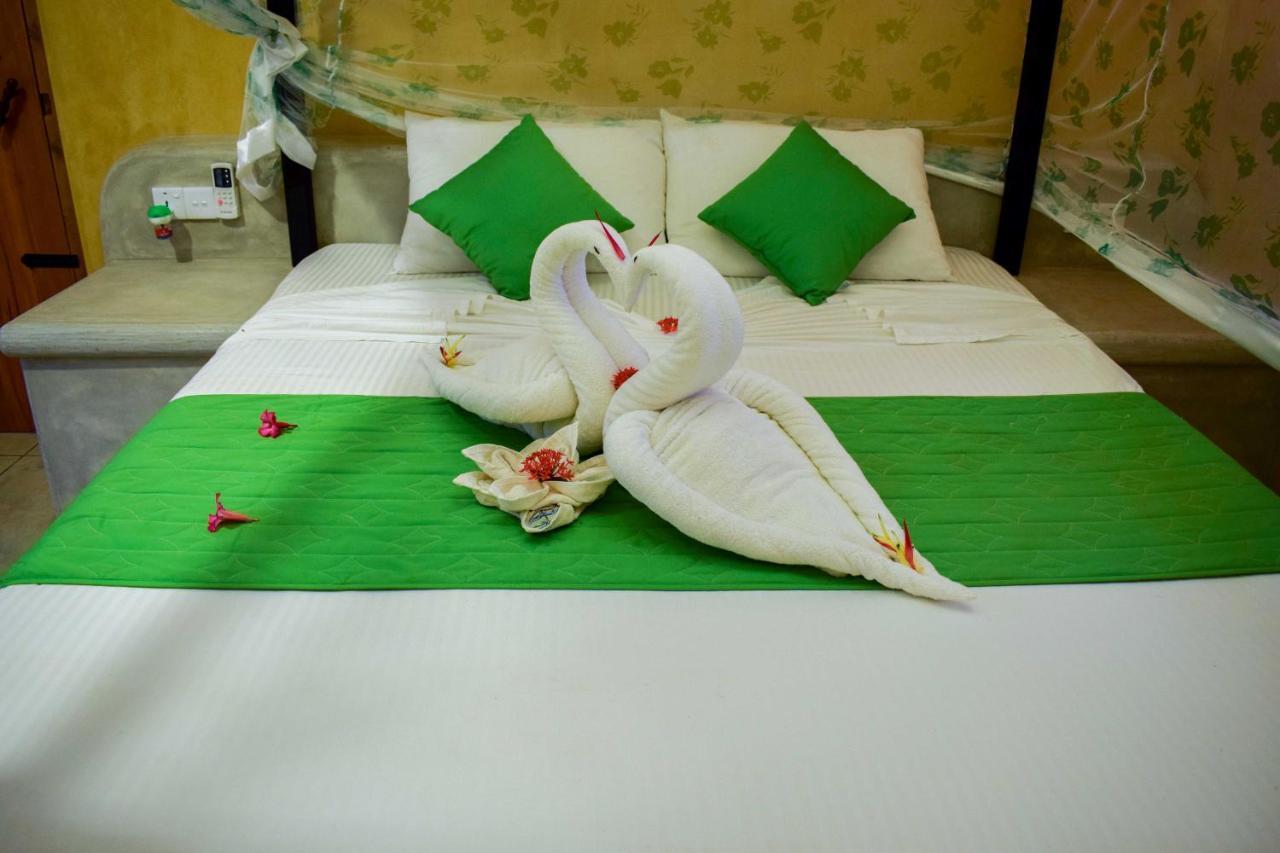Omeesha Beach Hotel Kalpitiya Zimmer foto