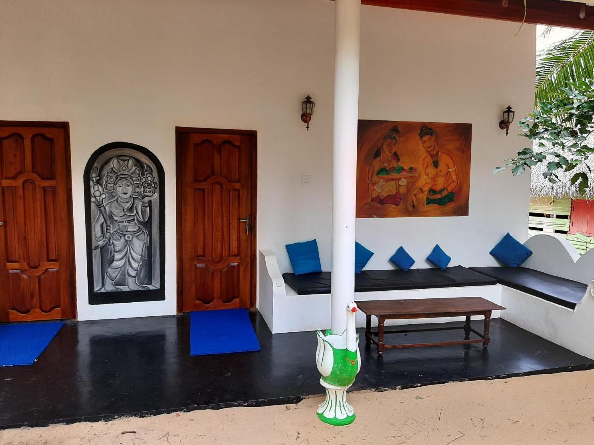 Omeesha Beach Hotel Kalpitiya Exterior foto